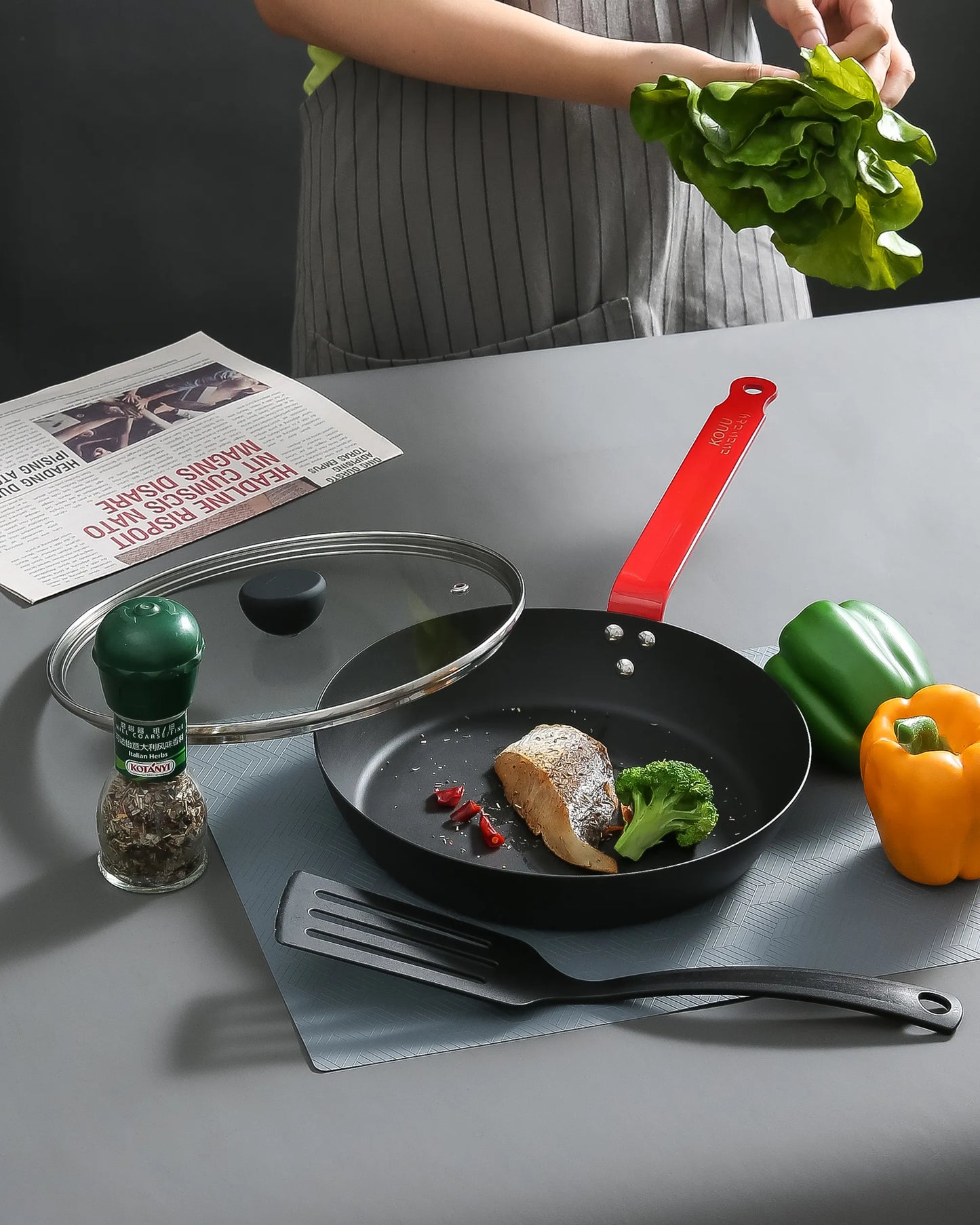 Premium Carbon Steel Fry Pan with Red Handle 24cm / 26cm / 28cm